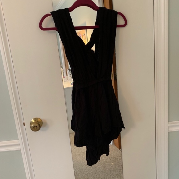 Black wrap romper - Picture 5 of 6